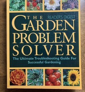 Softcover - Reader's Digest Garden Problem Solver